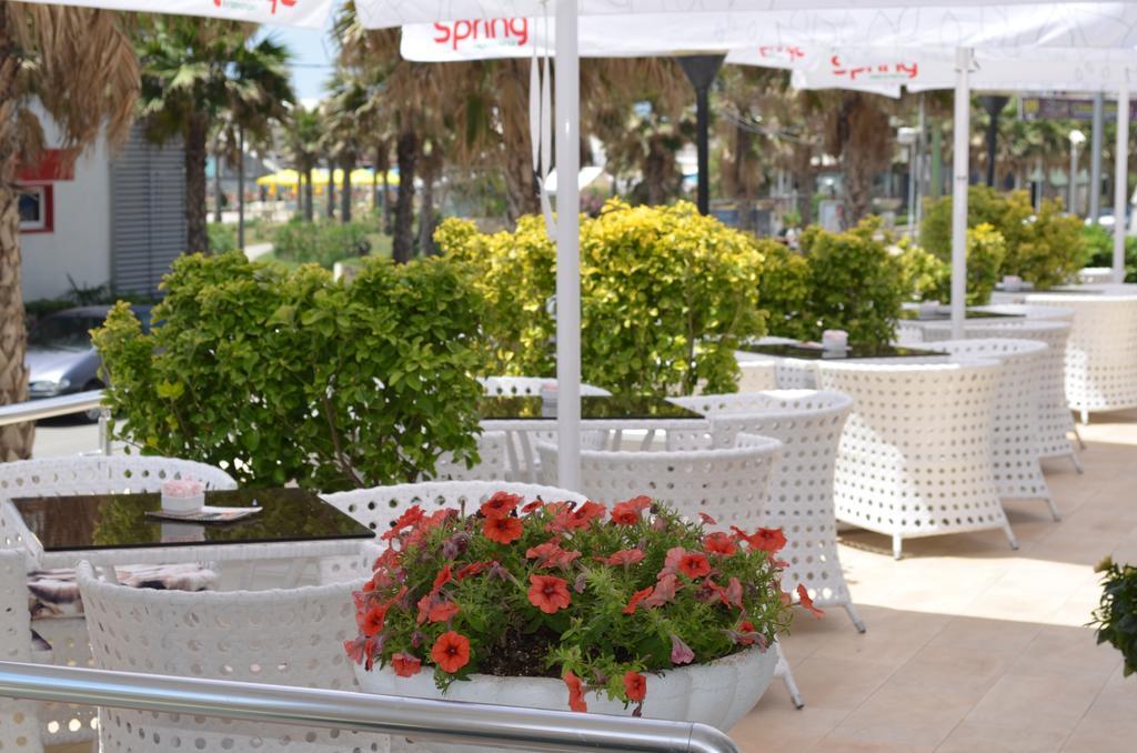 Hotel Arvi Дуррес Екстер'єр фото